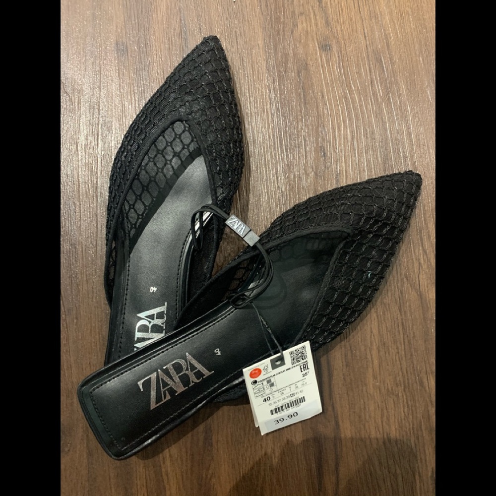 Never worn , Zara Black Mesh Flats Size 9US